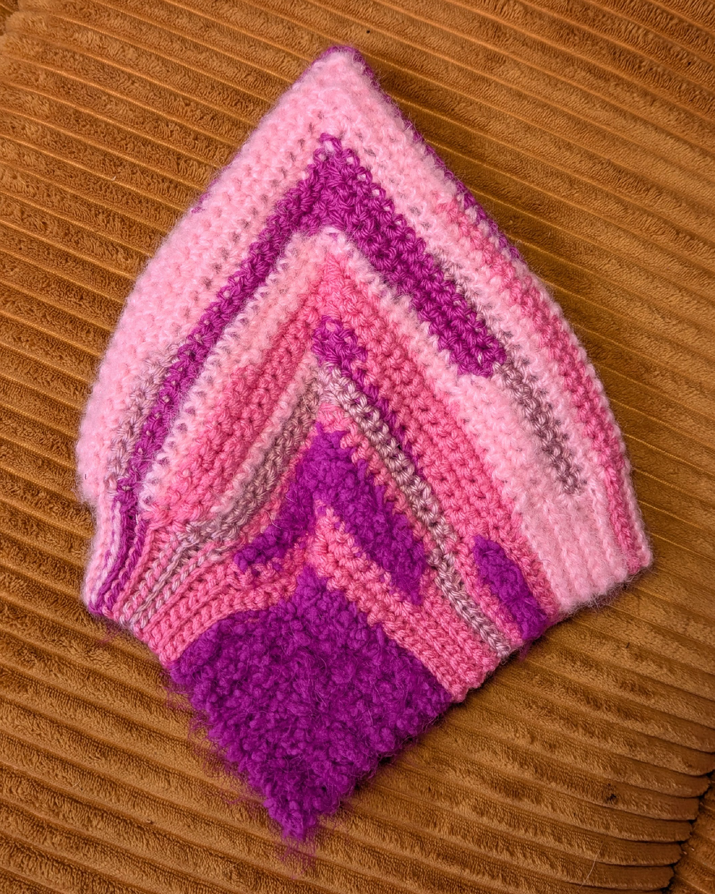 pixie dream cap: pink neon kiss