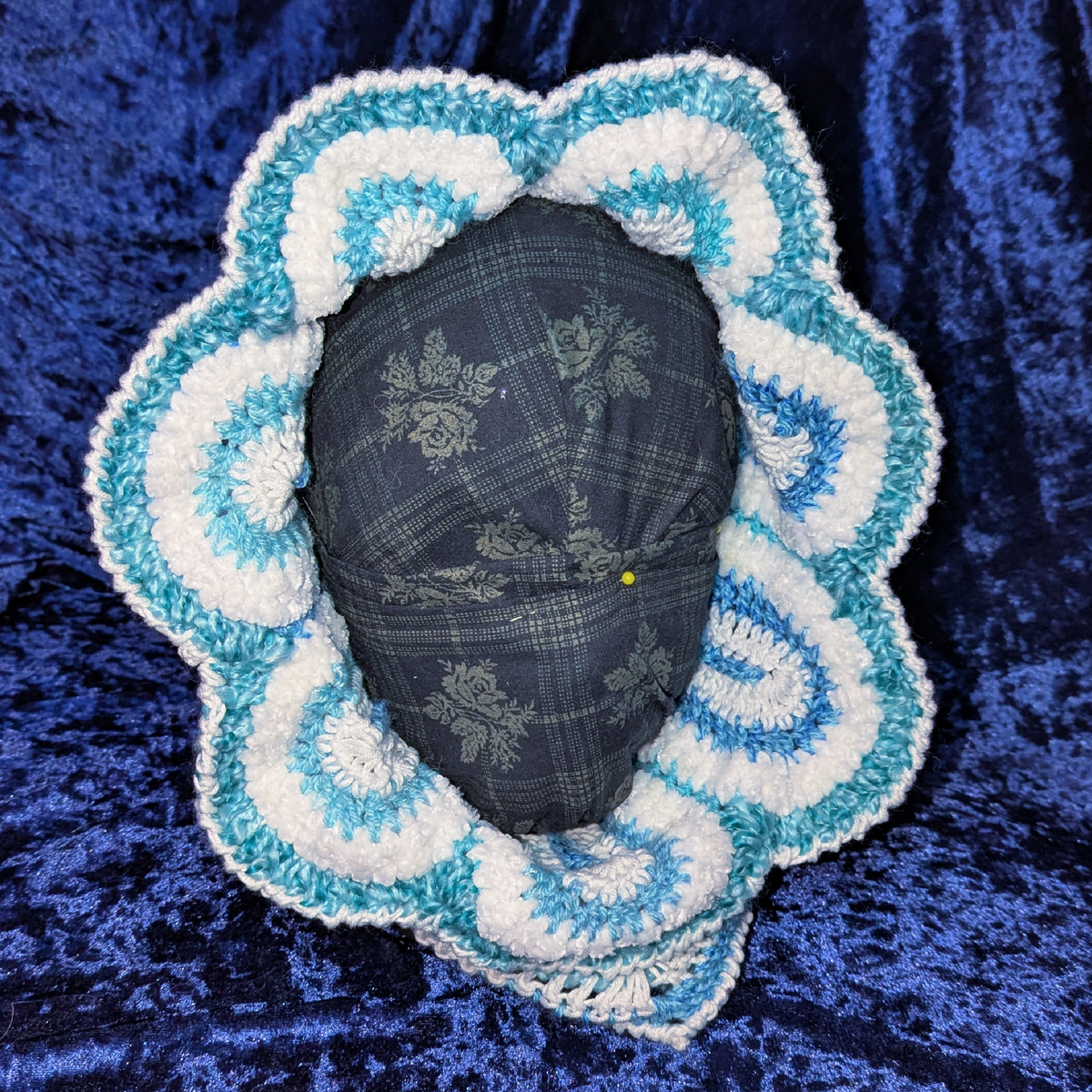 icy blue daisy hood
