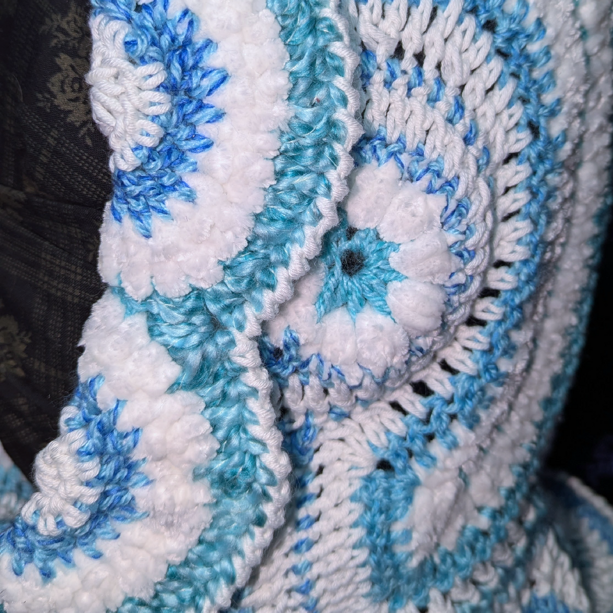 icy blue daisy hood