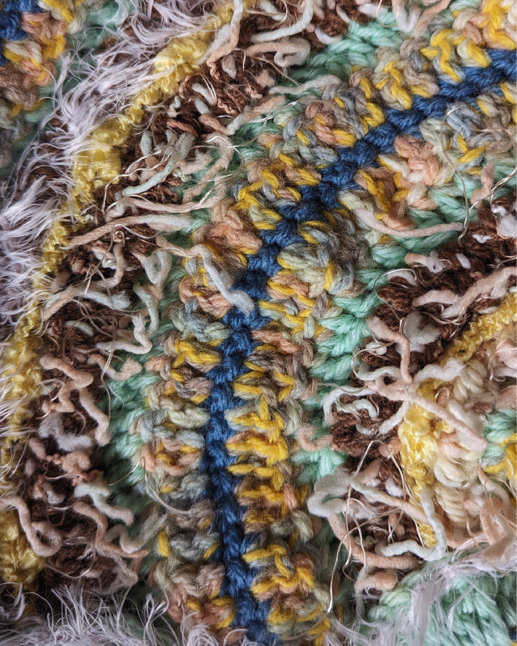 pastel daisy hood